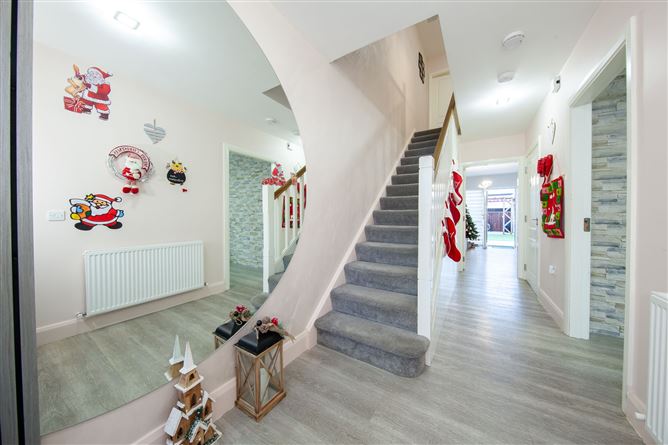 18 Hallwell Grove, Adamstown, Dublin