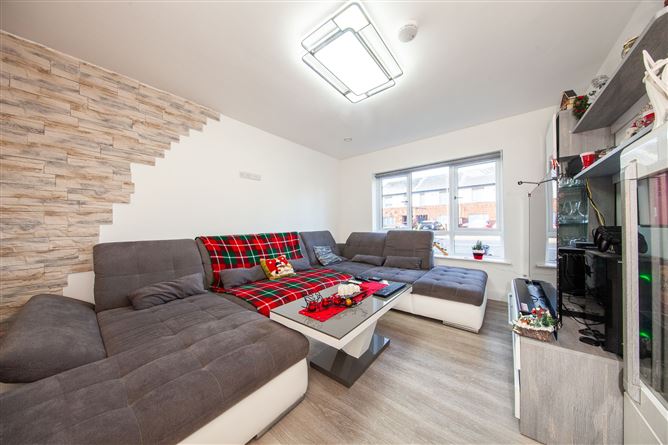 18 Hallwell Grove, Adamstown, Dublin