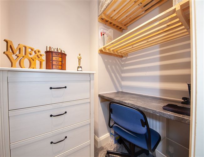 18 Hallwell Grove, Adamstown, Dublin