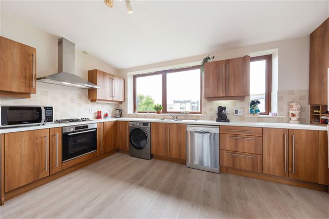 84 Adamstown Avenue, Adamstown, Co. Dublin