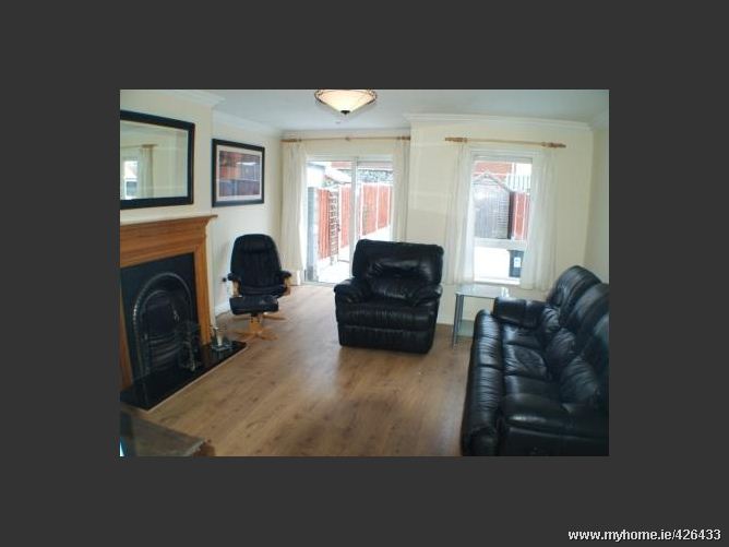 40 Larkfield View, Lucan, Co. Dublin