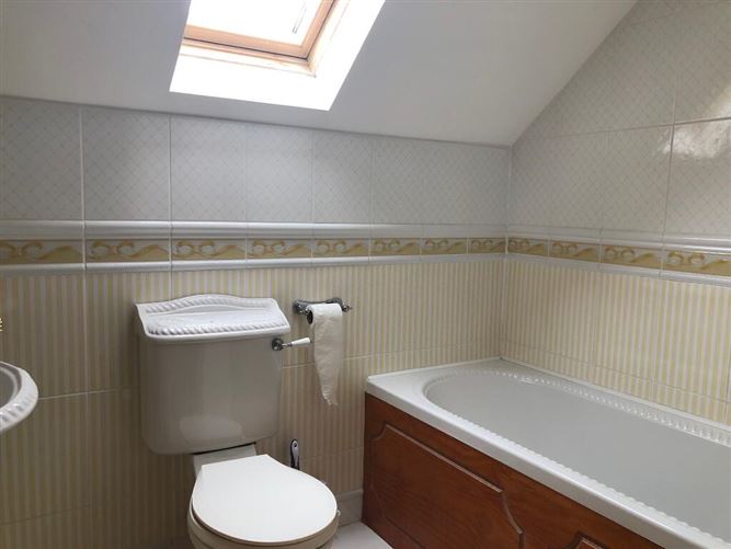 12 Kilkeevin Park, Castlerea, Roscommon
