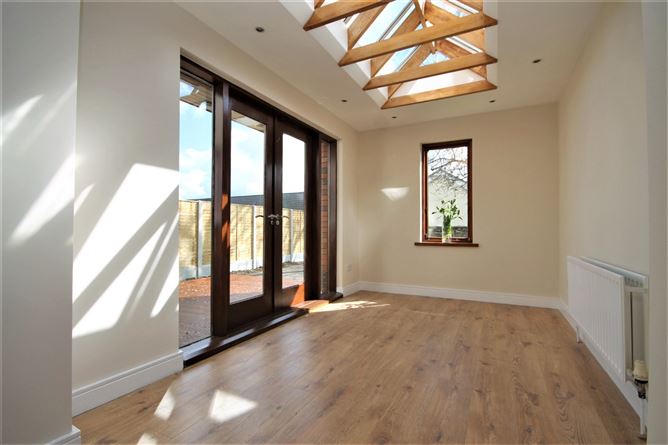 13 Ellensborough Drive, Kiltipper Road, Tallaght, D24