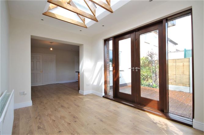 13 Ellensborough Drive, Kiltipper Road, Tallaght, D24