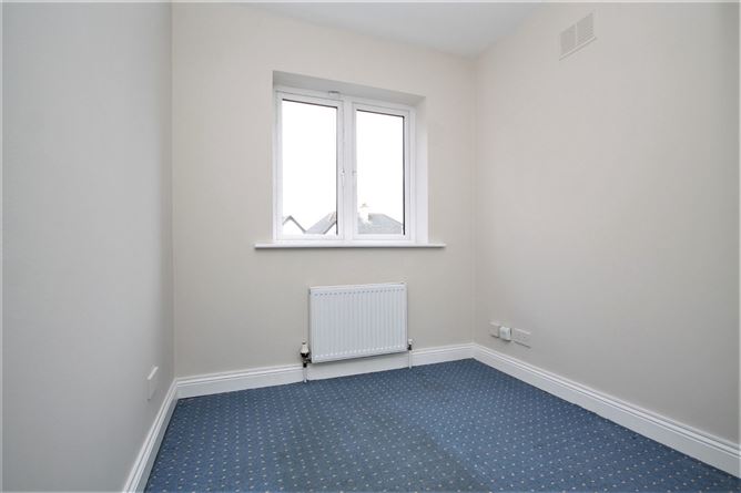 13 Ellensborough Drive, Kiltipper Road, Tallaght, D24