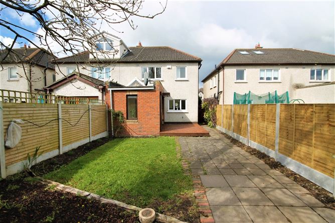 13 Ellensborough Drive, Kiltipper Road, Tallaght, D24