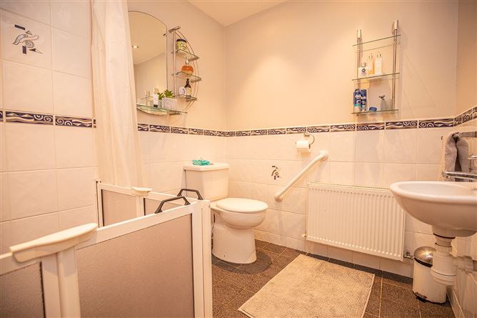 55, Shanowen Grove, Santry, Dublin 9
