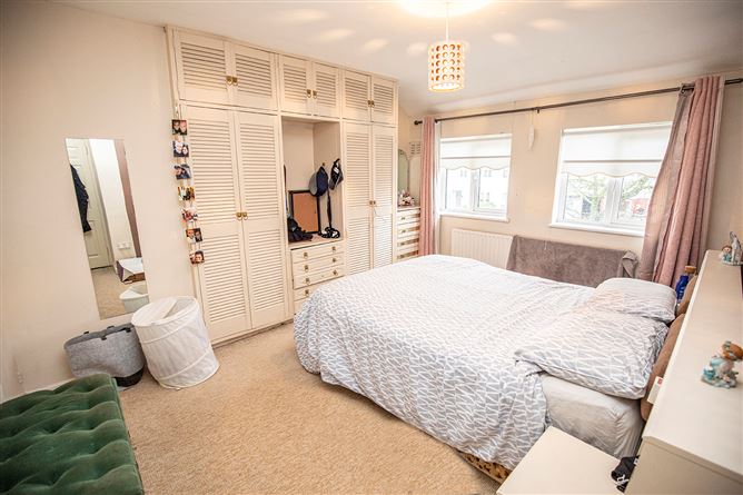 55, Shanowen Grove, Santry, Dublin 9