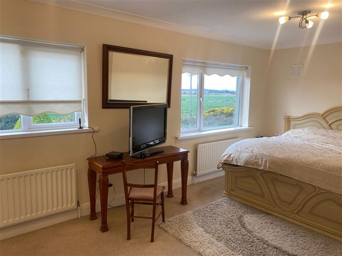 10 Foxbury, Golf Links Road, Bettystown, Meath