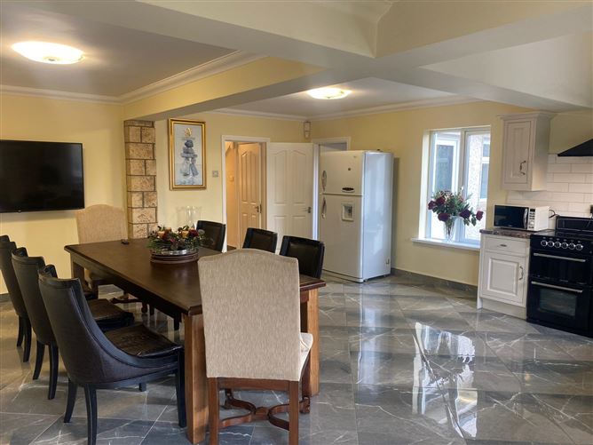 10 Foxbury, Golf Links Road, Bettystown, Meath