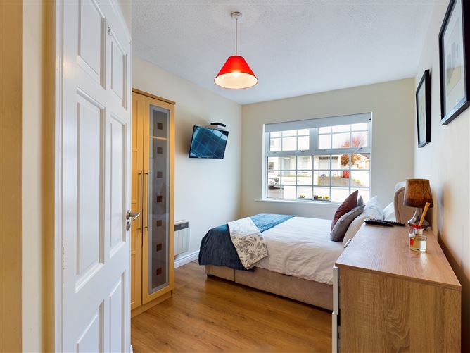 44 Cruachan Park, Rahoon, Galway