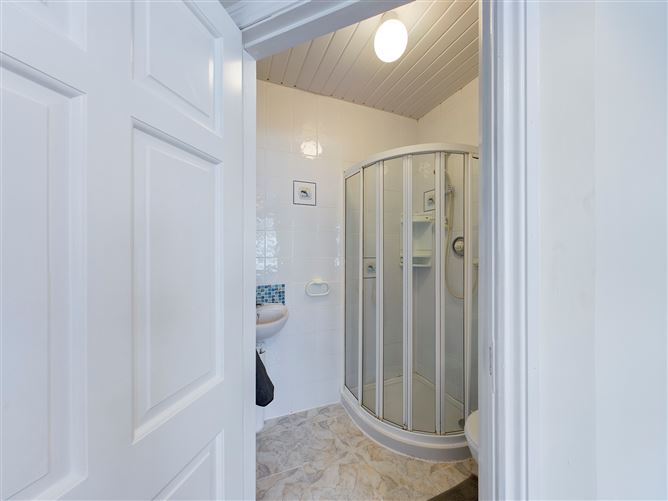 44 Cruachan Park, Rahoon, Galway
