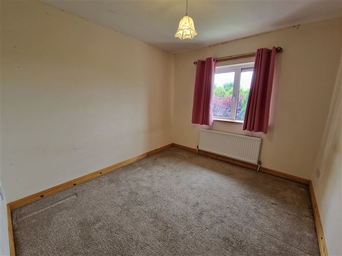 39 Lavey Manor, Charlestown, Co. Mayo