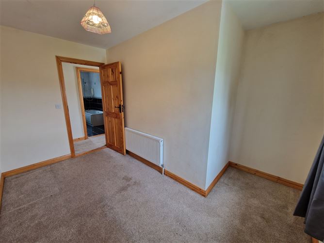 39 Lavey Manor, Charlestown, Co. Mayo