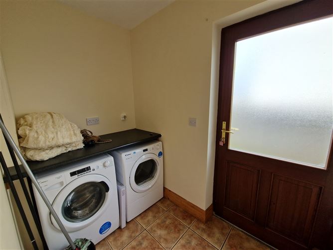 39 Lavey Manor, Charlestown, Co. Mayo