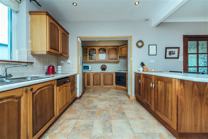 Newtown, Eadestown, Naas, Co. Kildare