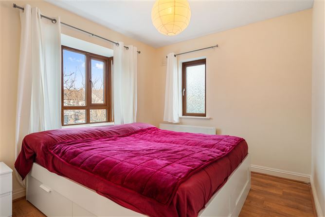 42 Castle Court, Killiney, County Dublin