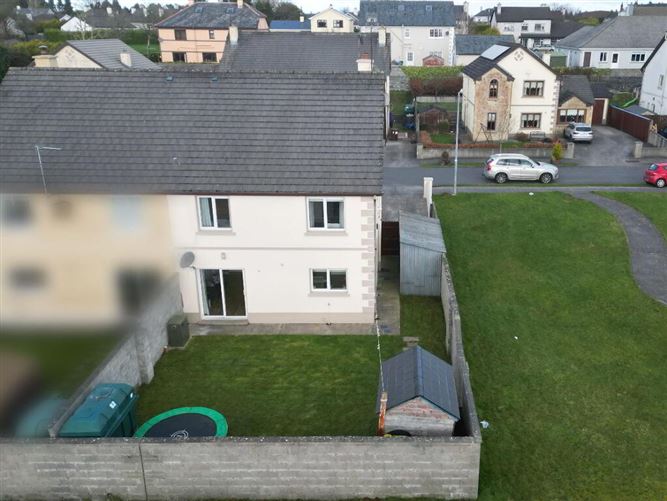21 Knockroe Park, Castlerea, Roscommon