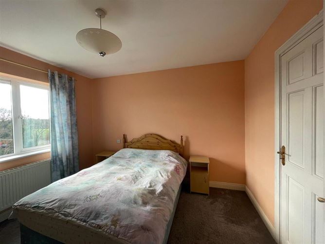 21 Knockroe Park, Castlerea, Roscommon