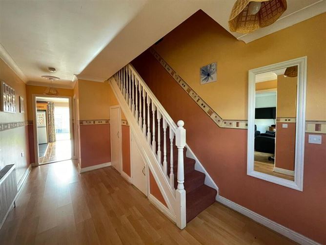 21 Knockroe Park, Castlerea, Roscommon