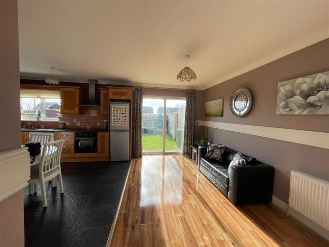 21 Knockroe Park, Castlerea, Roscommon