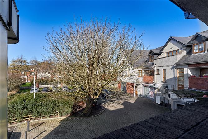 2 Chestnut Square, Navan, Meath
