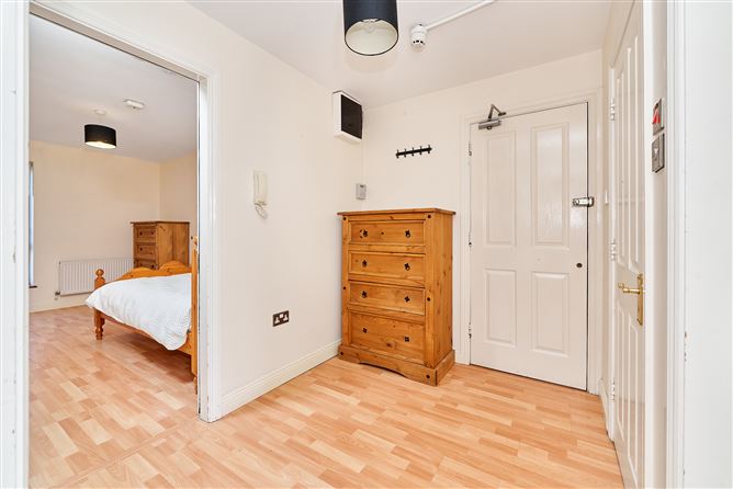 2 Chestnut Square, Navan, Meath