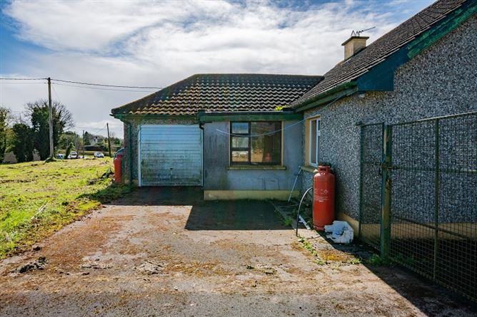 Oakmount, Petitswood, Mullingar, Westmeath
