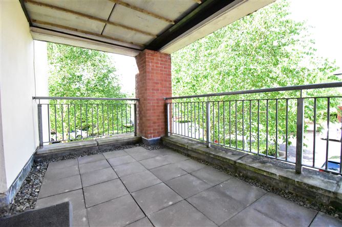13 Rosse Court Way, Lucan, Dublin