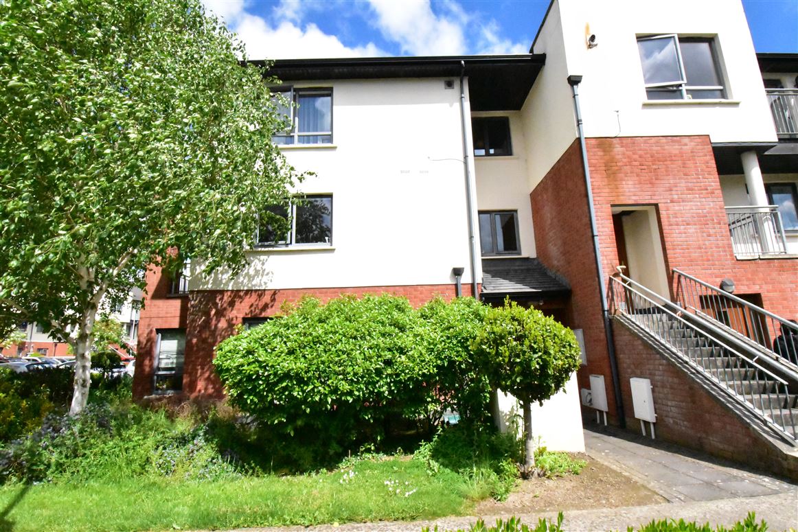 13 Rosse Court Way, Lucan, Dublin