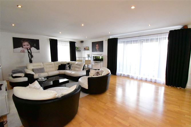 13 Rosse Court Way, Lucan, Dublin
