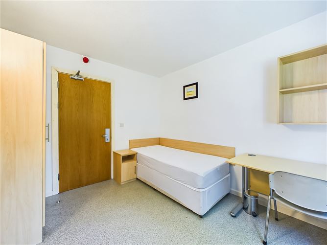 Apt. No., 6 Riverwalk, Block 3, Inner Ring Road, Waterford City