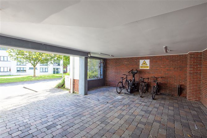 Apt. No., 6 Riverwalk, Block 3, Inner Ring Road, Waterford City