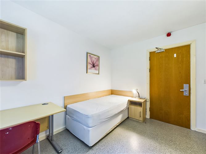 Apt. No., 6 Riverwalk, Block 3, Inner Ring Road, Waterford City