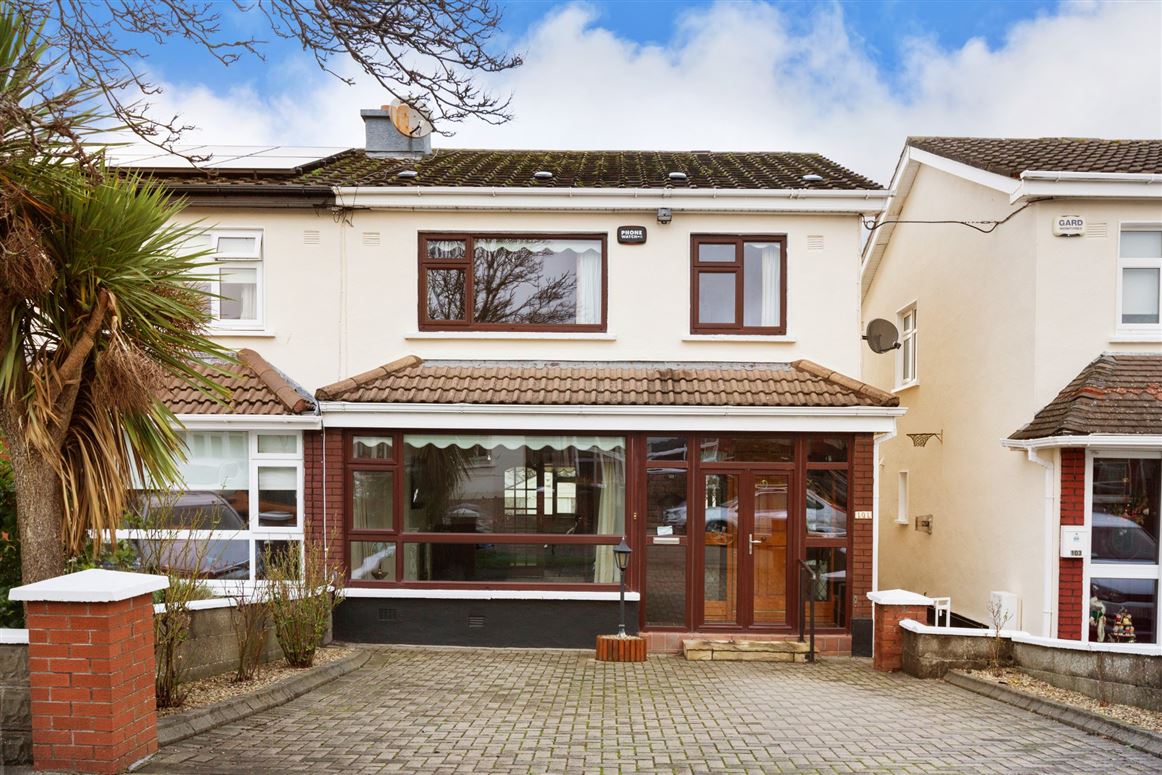 101 Broadford Crescent, Ballinteer, Dublin 16