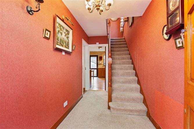 101 Broadford Crescent, Ballinteer, Dublin 16