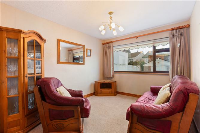 101 Broadford Crescent, Ballinteer, Dublin 16