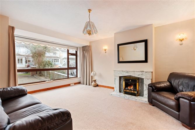 101 Broadford Crescent, Ballinteer, Dublin 16