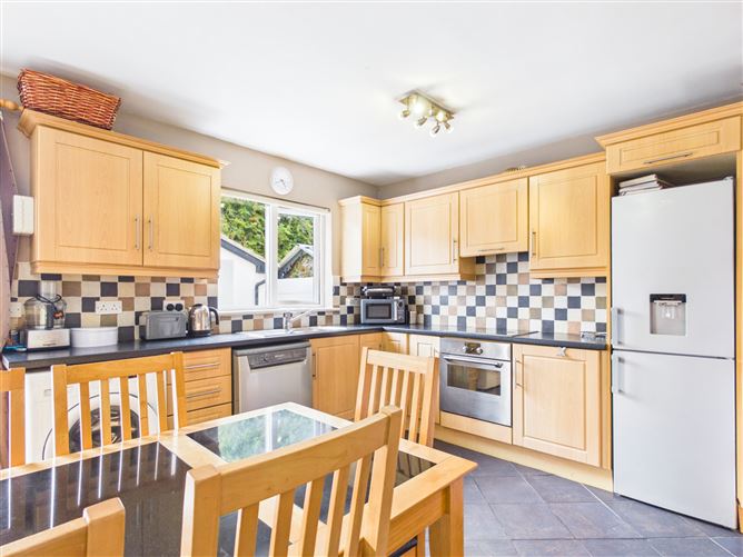 Photo 7 of 22 — 63 Marlstone Manor, Brittas Road, Thurles, Co. Tipperary