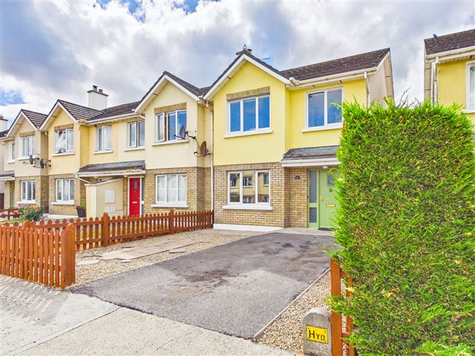 Photo 16 of 22 — 63 Marlstone Manor, Brittas Road, Thurles, Co. Tipperary