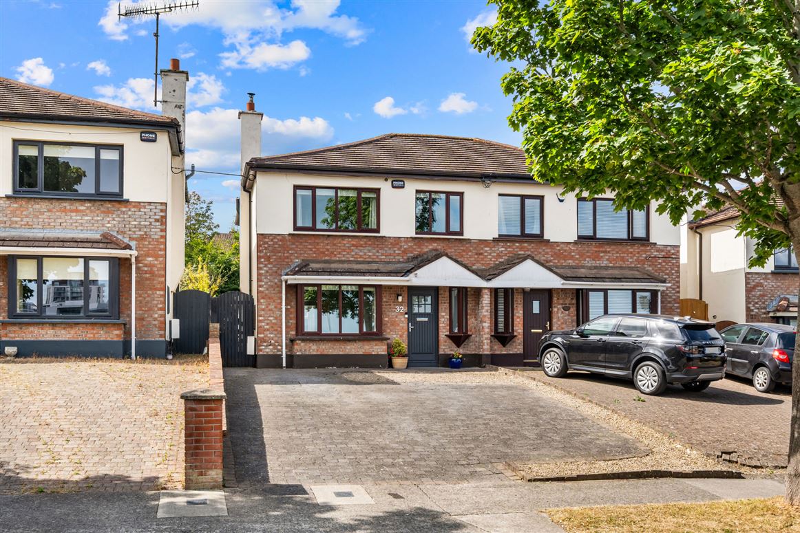 32 Murphystown Road, Leopardstown, Dublin 18