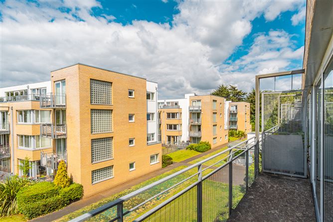 45 Griffith Hall, Drumcondra, Dublin 9