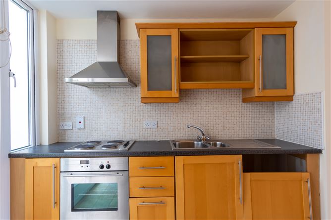 45 Griffith Hall, Drumcondra, Dublin 9