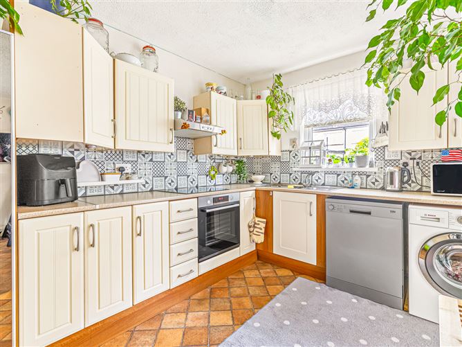 12 Fernwood Avenue, Springfield, Tallaght,   Dublin 24