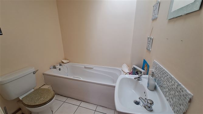6 Beachside Gardens, Riverchapel, Gorey, Wexford