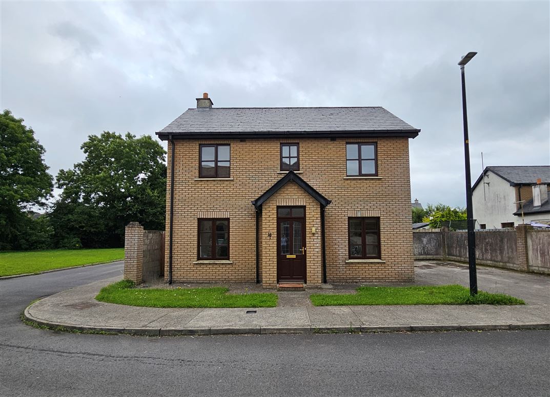 18 The Square, Cnoc na Greine, Kilcullen, Kildare