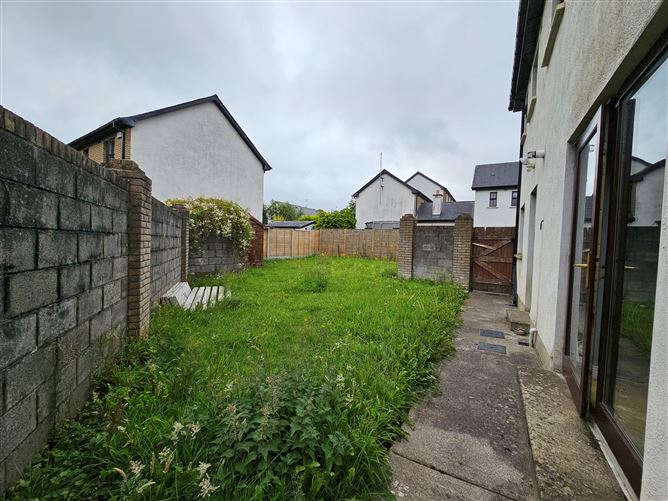 18 The Square, Cnoc na Greine, Kilcullen, Kildare