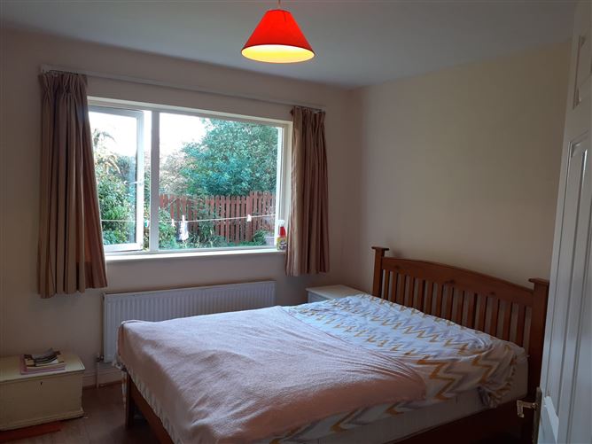 7 THE AVENUE BARNORA, Cahir, Tipperary