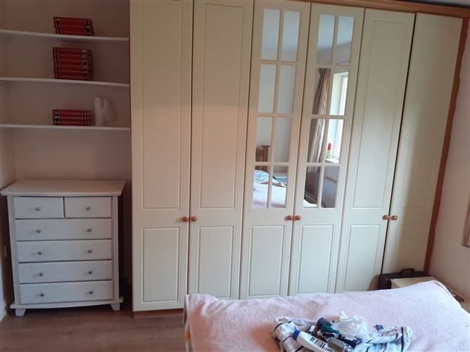7 THE AVENUE BARNORA, Cahir, Tipperary