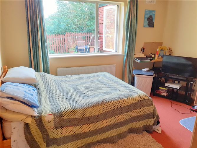 7 THE AVENUE BARNORA, Cahir, Tipperary